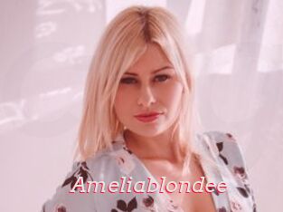 Ameliablondee