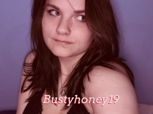 Bustyhoney19