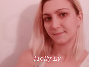 Holly_Ly