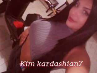 Kim_kardashian7