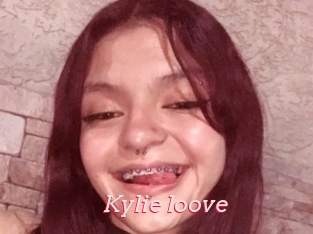 Kylie_loove