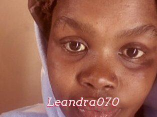 Leandra070