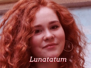 Lunatatum