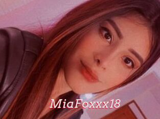 MiaFoxxx18