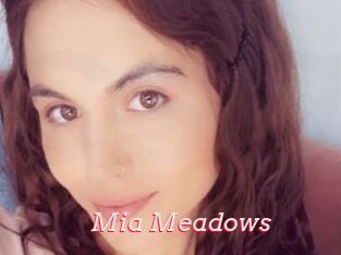 Mia_Meadows