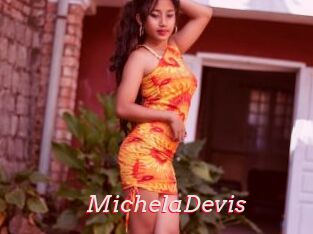 MichelaDevis