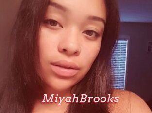 Miyah_Brooks