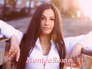 MonicaRoxie