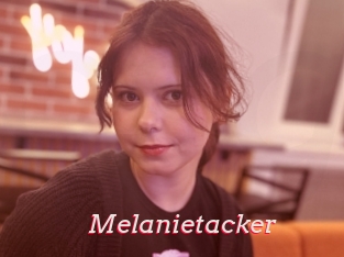 Melanietacker