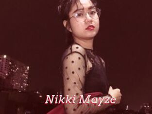 Nikki_Mayze
