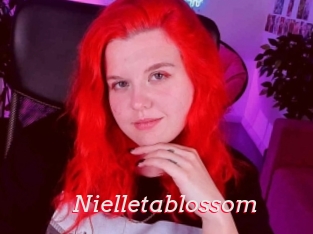 Nielletablossom