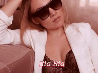 Ria_Ria