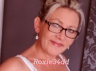 Roxie34dd