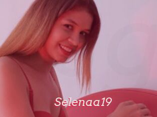 Selenaa19