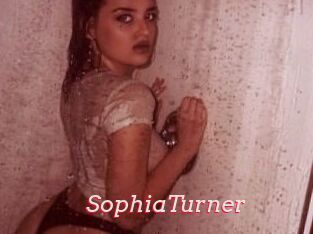 Sophia_Turner