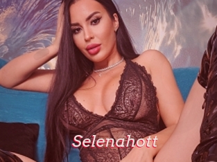 Selenahott