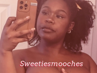 Sweetiesmooches