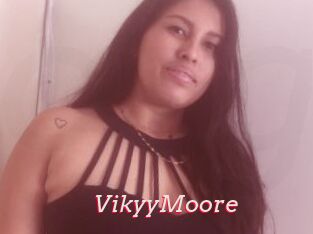 VikyyMoore