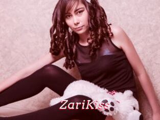 ZariKiss